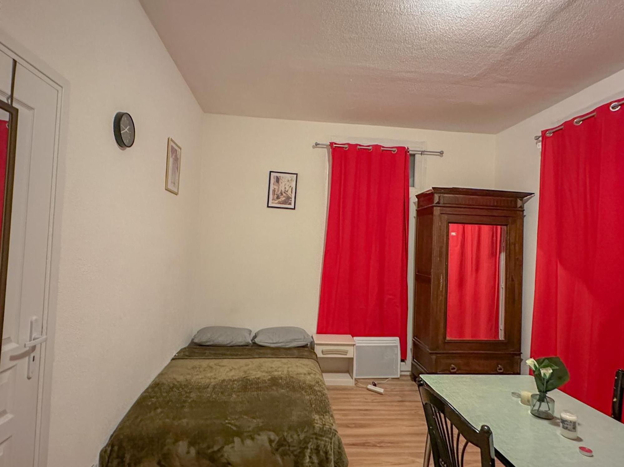 Charmant Studio Avec Balcon Perpignan Kültér fotó